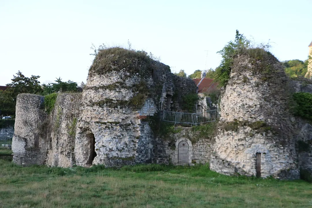 Burg Beynes