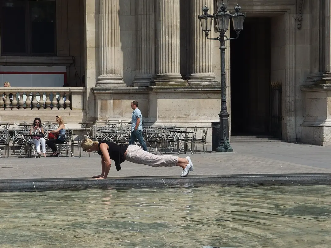 Louvre