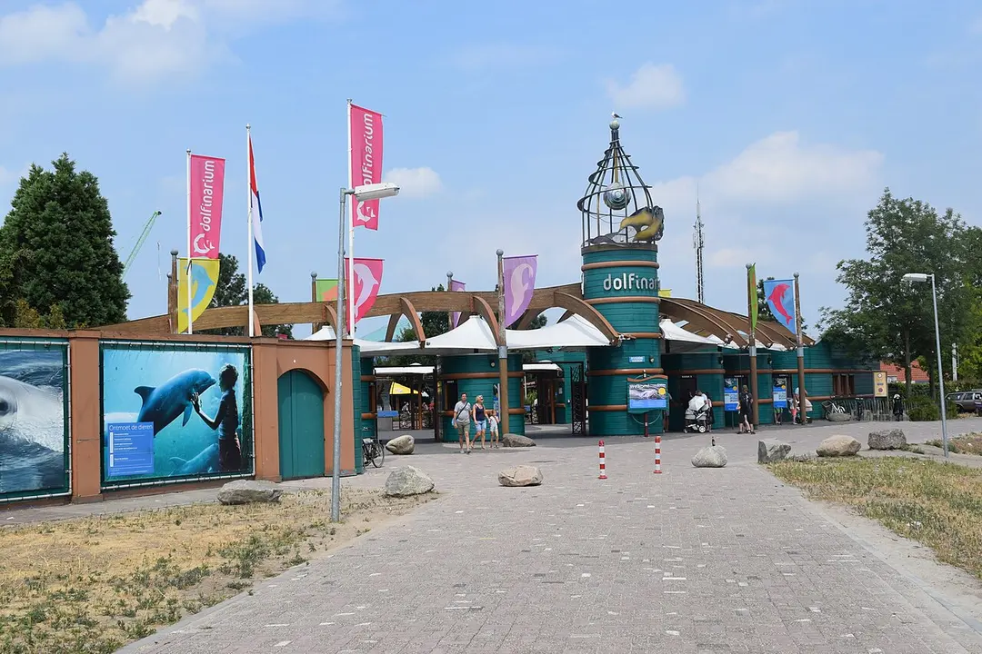 Dolfinarium