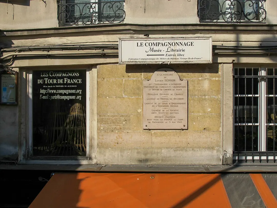 Musée-librairie du compagnonnage