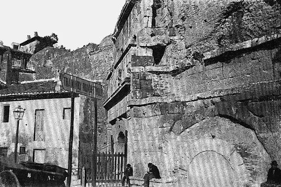 Arco su Porta San Lorenzo