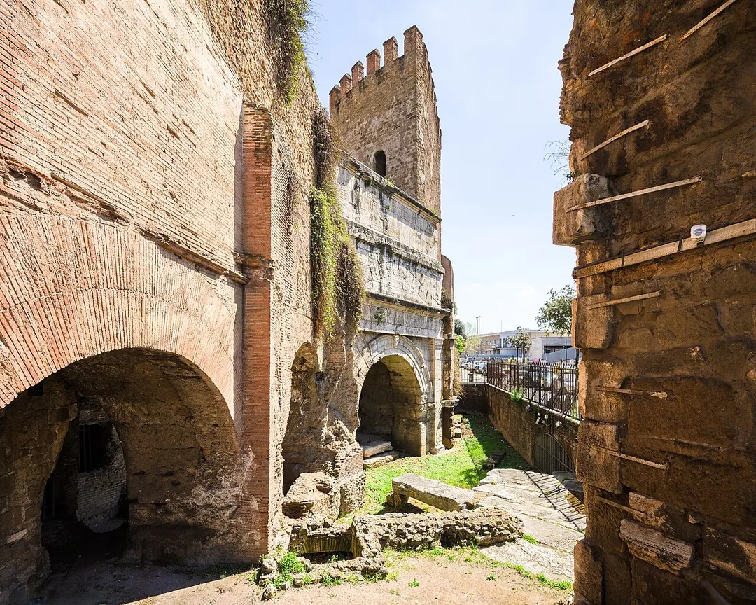 Arco su Porta San Lorenzo