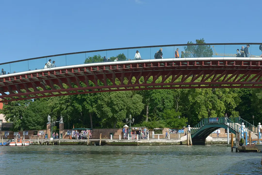 Ponte Santa Chiara