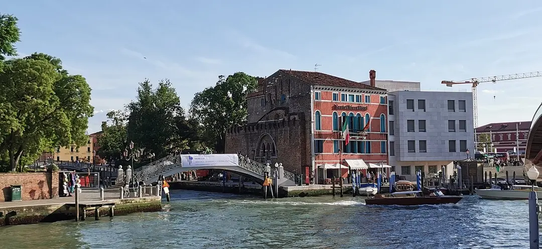 Ponte Santa Chiara