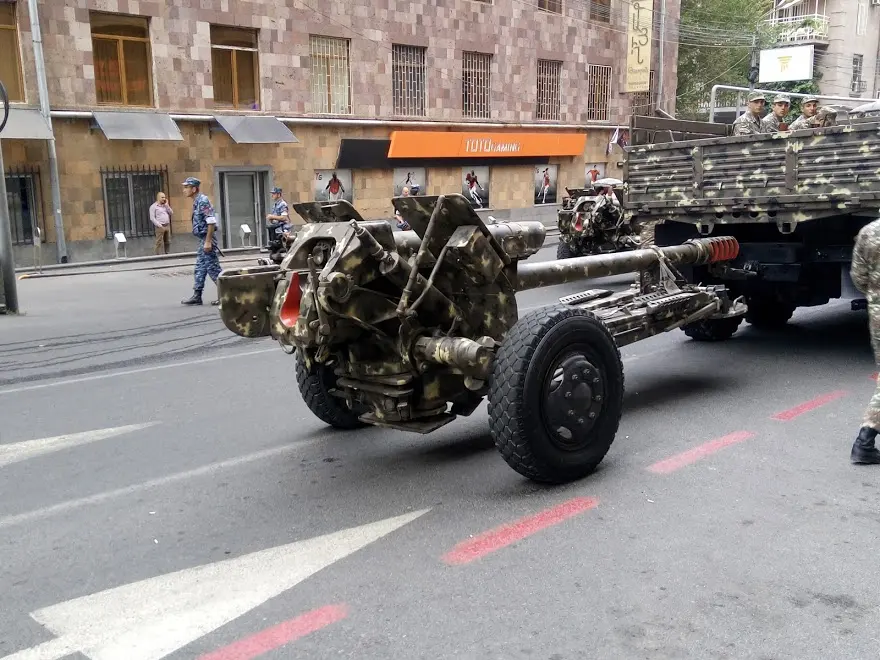 122-мм гаубица Д-30