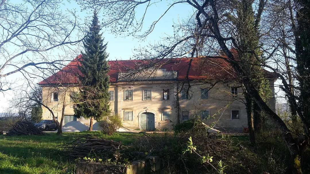Burg Raka