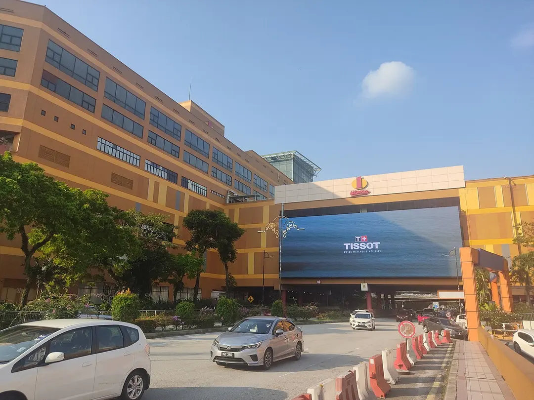 1 Utama