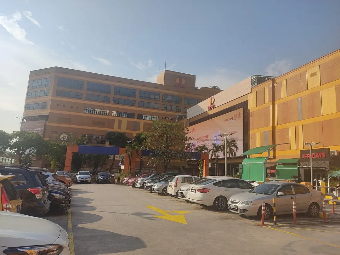1 Utama
