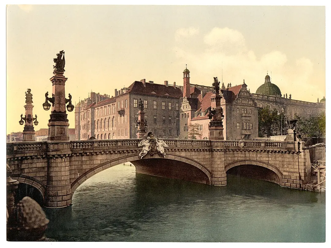 Liebknechtbrücke