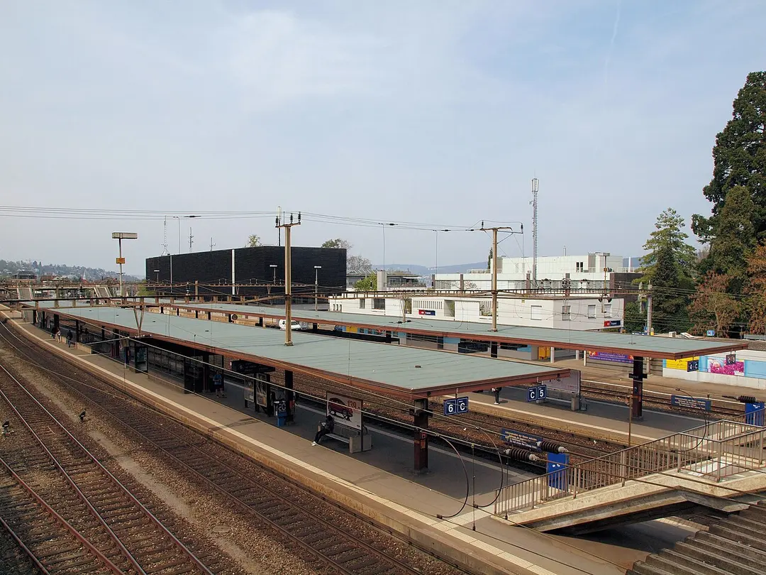 Bahnhof Thalwil