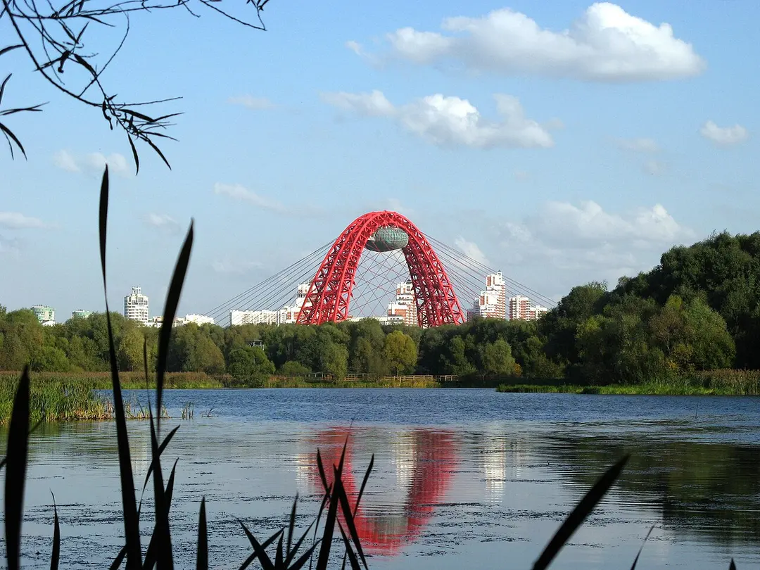Живописный мост