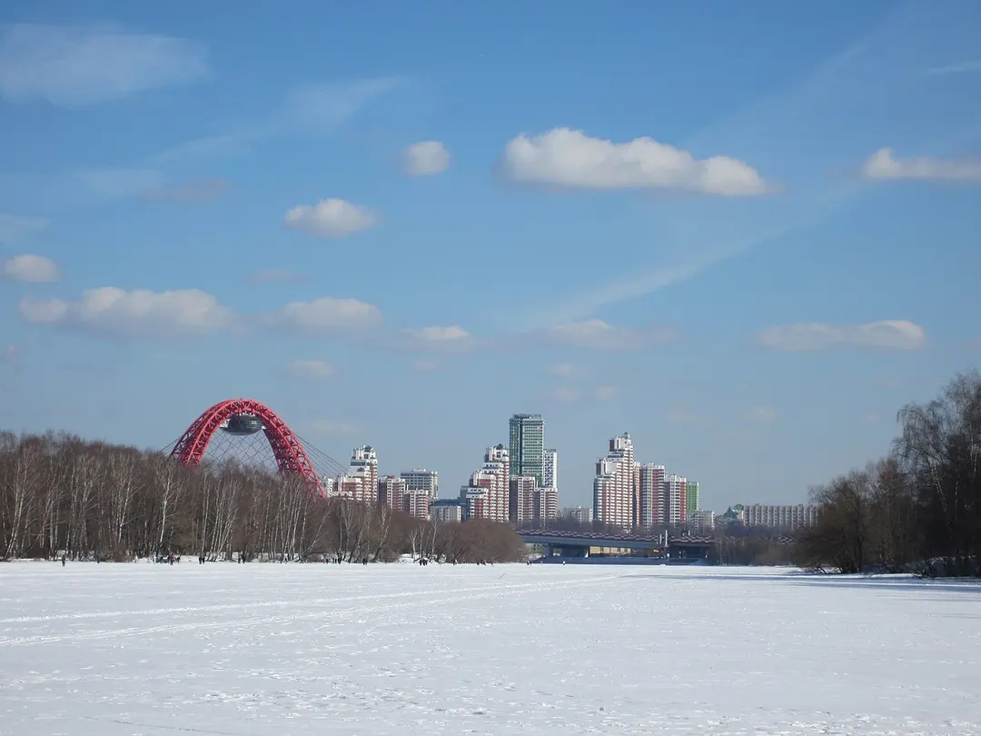 Живописный мост