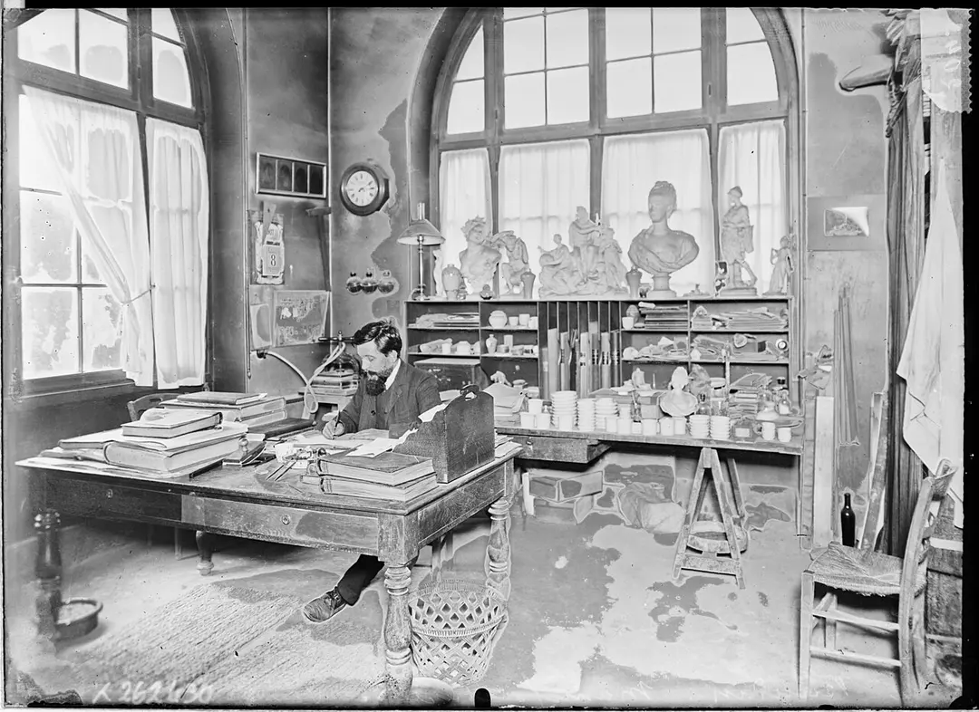 Manufacture royale de porcelaine de Sèvres