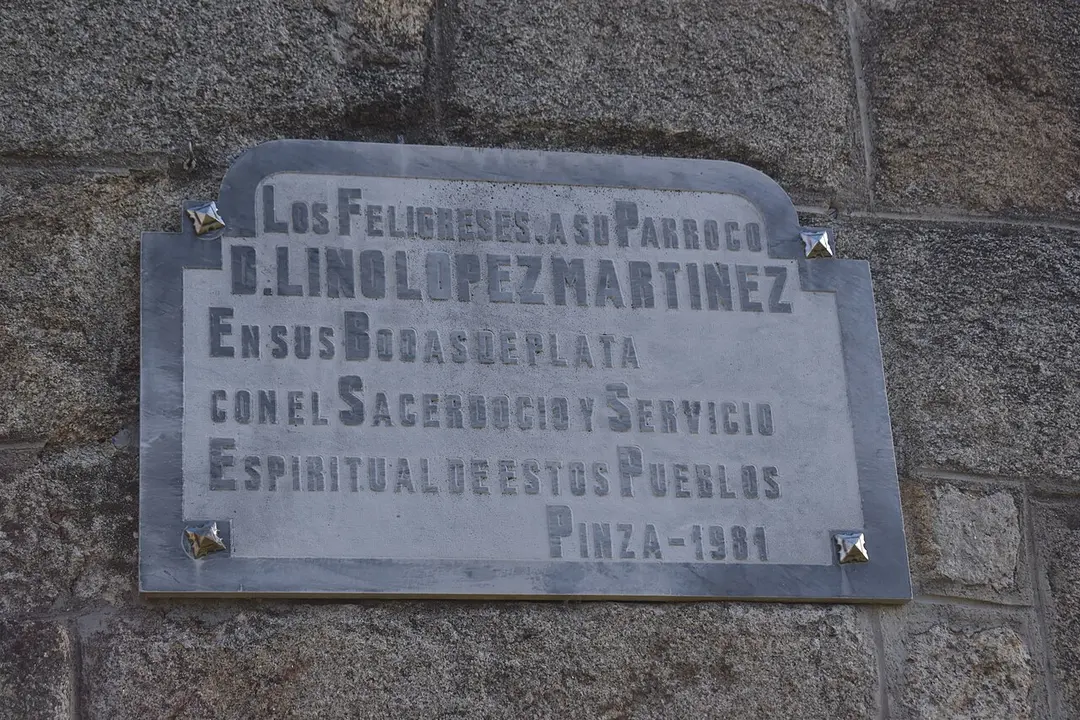 Igrexa de Santa María de Pinza