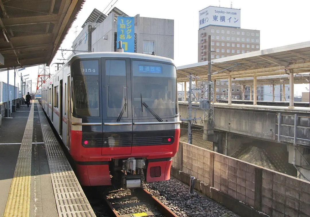 Bahnhof Shin-Hashima