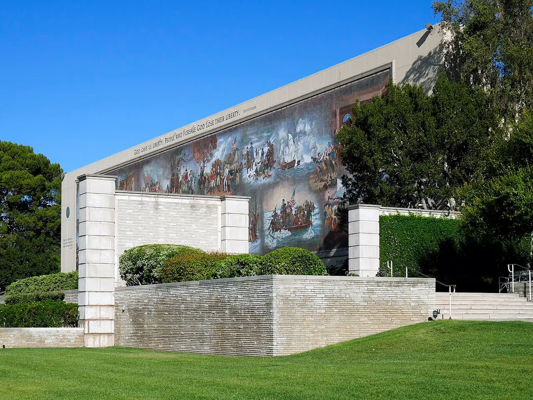 Forest Lawn Memorial Park