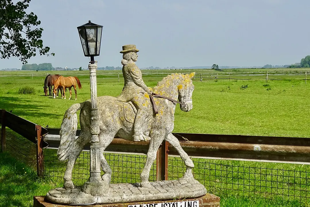 Equestrian Statue Xirdalan