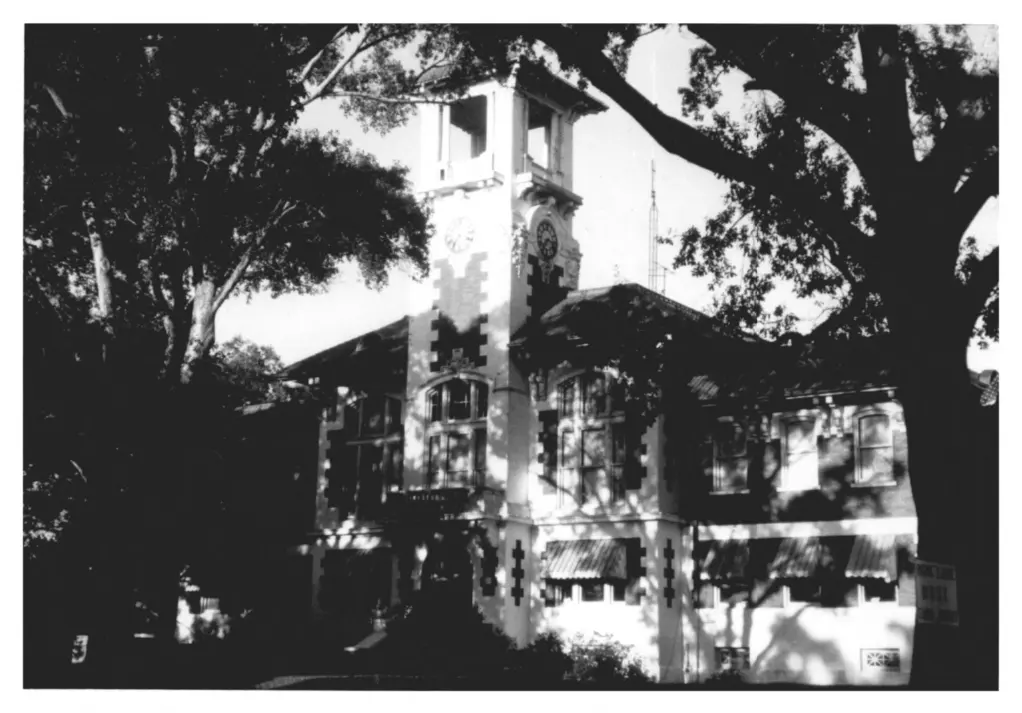Historic City Hall Arts & Cultural Center