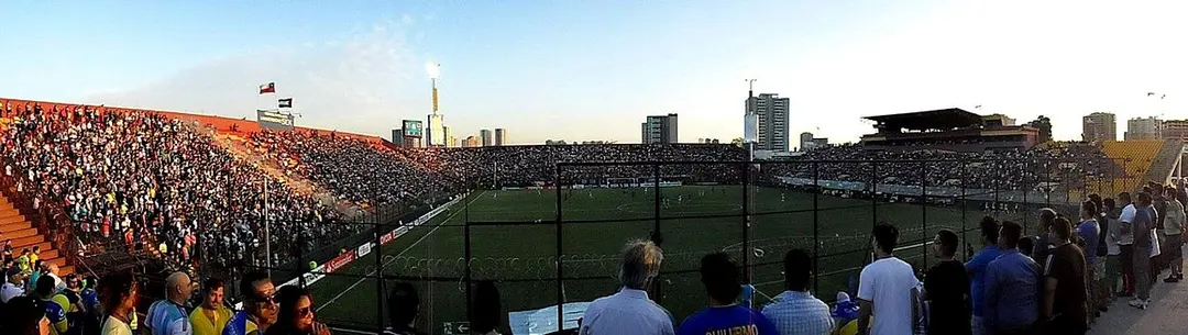 Estadio Santa Laura-Universidad SEK