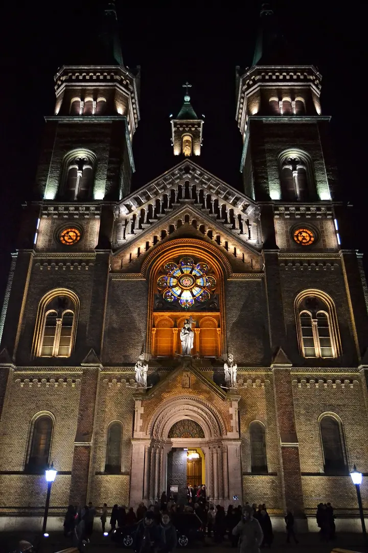 Biserica Romano-Catolică Millenium