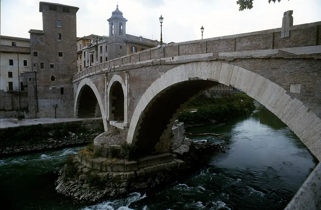 Ponte Fabricio