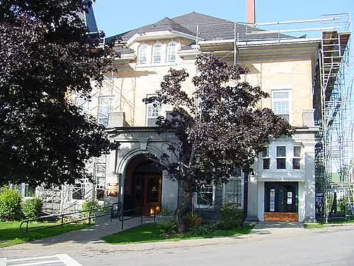 Haskell Free Library and Opera House