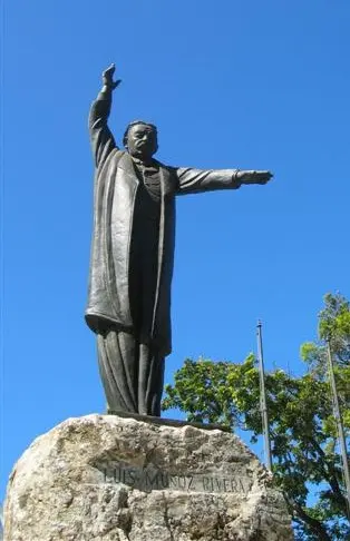 Estatua de Luis Muñoz Rivera