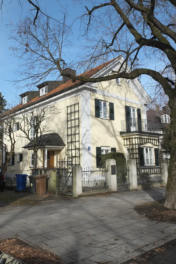 August-Exter-Straße