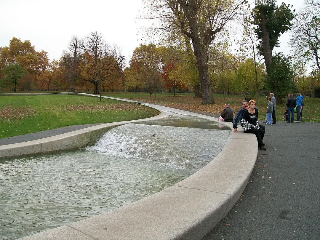 Diana Memorial Fountain