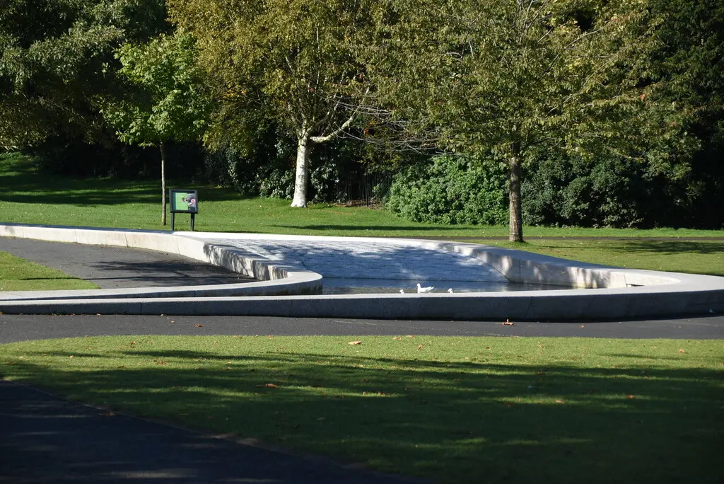 Diana Memorial Fountain