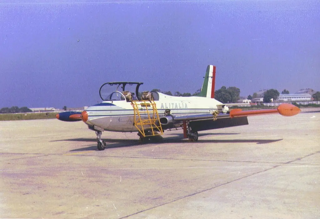Avião Xavante