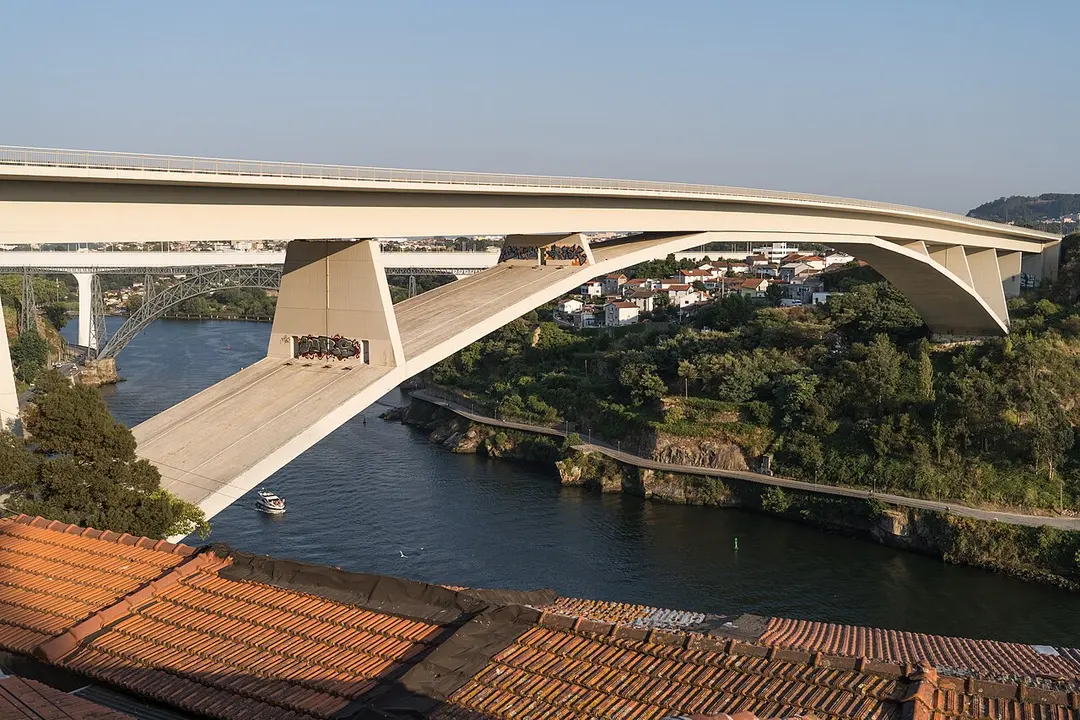 Ponte Infante Dom Henrique