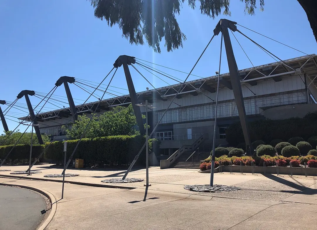 AIS Arena