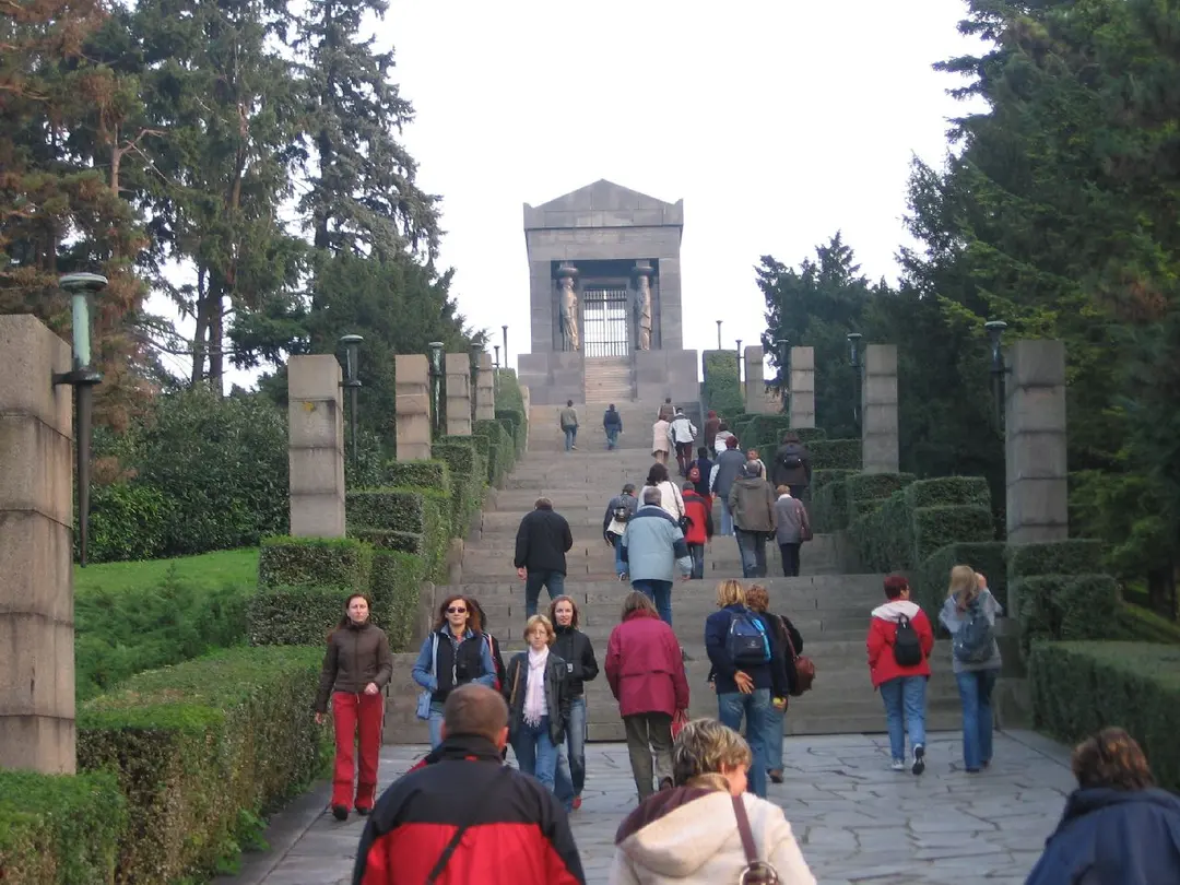 Denkmal des Unbekannten Helden
