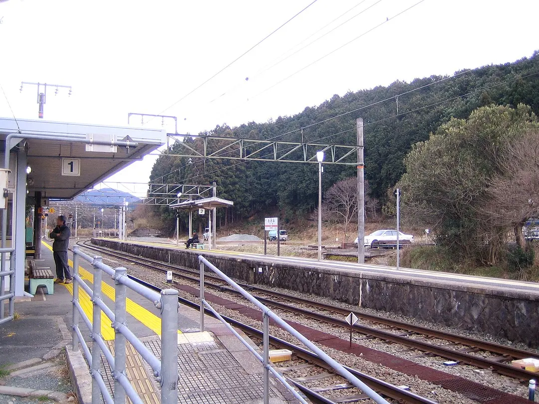 Bahnhof Ōmi