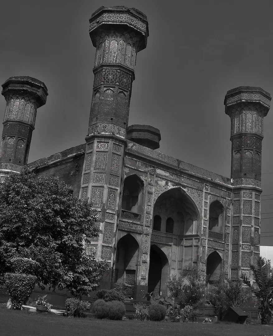 Chauburji