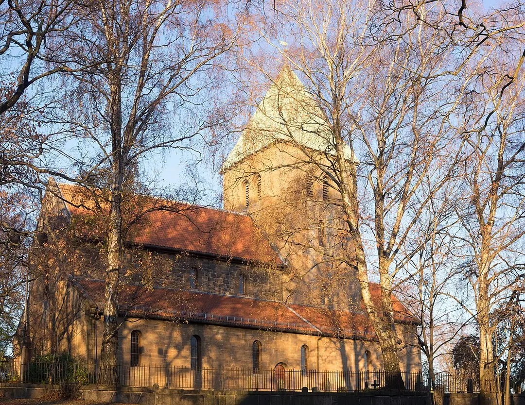 Gamle Aker kirke