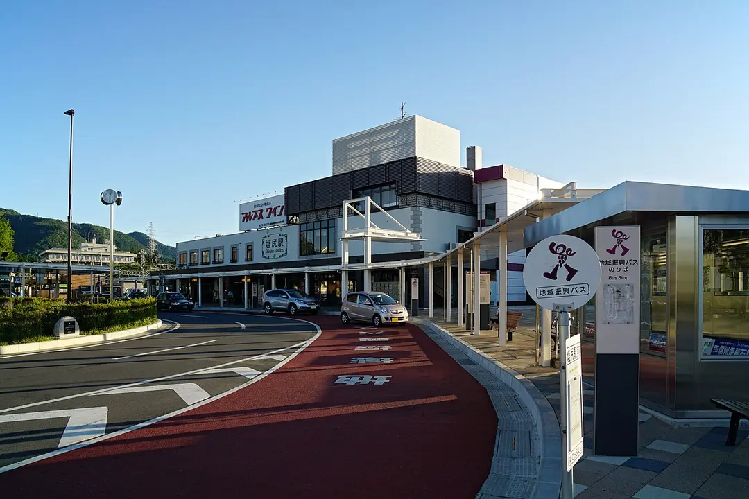 Bahnhof Shiojiri